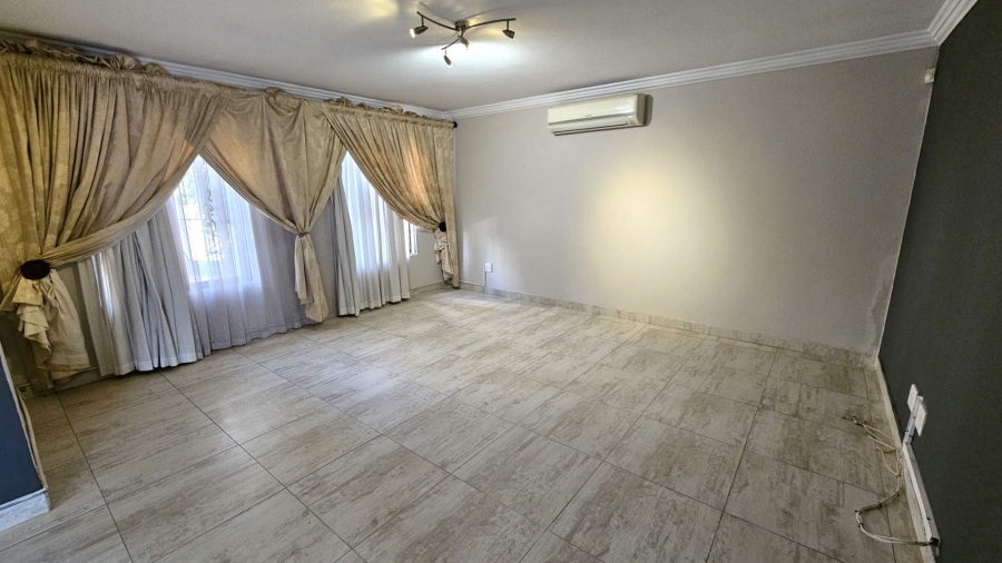 4 Bedroom Property for Sale in Melodie North West
